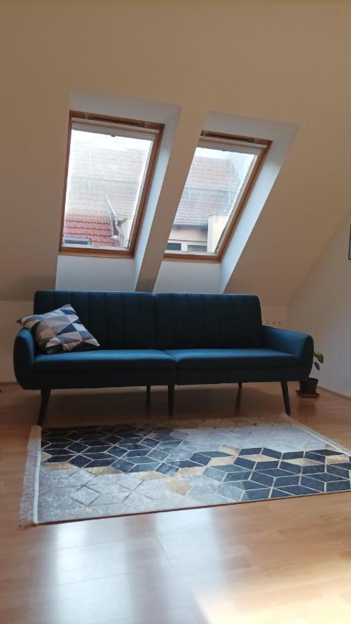 Hb Downtown Sunny Apartman Budapest Luaran gambar